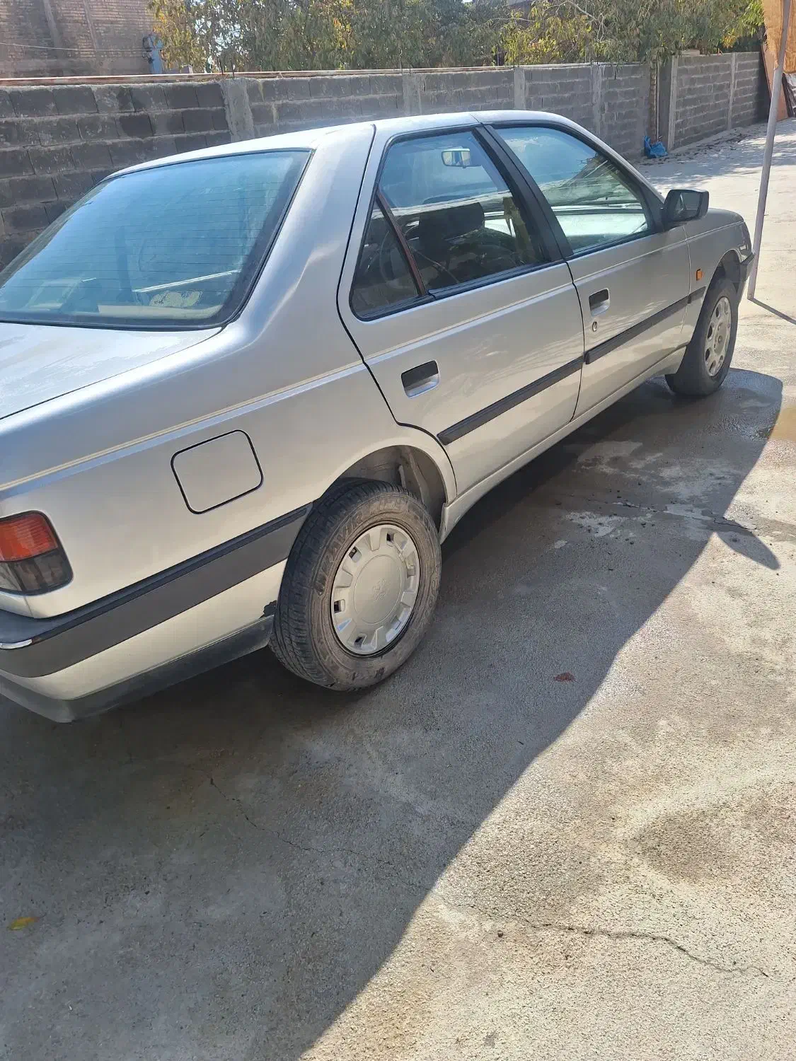 پژو ۴۰۵ دوگانه سوز کارخونه|خودرو سواری و وانت|شیراز, فرهنگیان|دیوار