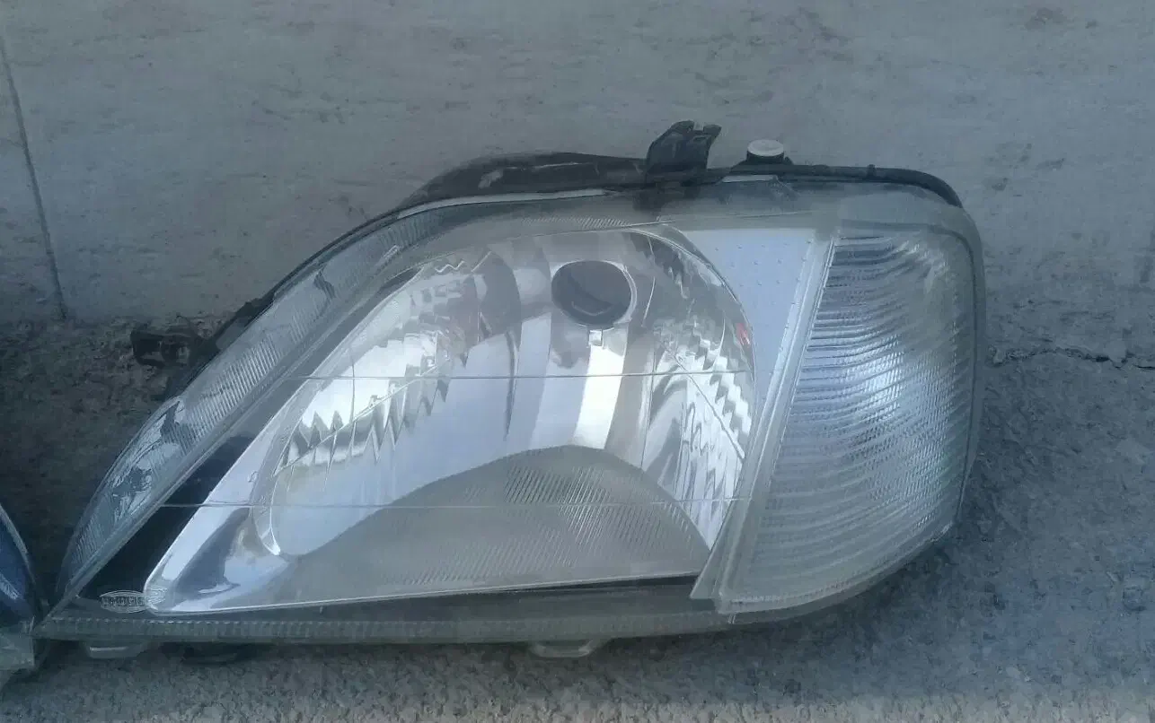 چراغ جلو عقب ال ۹۰|قطعات یدکی و لوازم جانبی|ری, جوانمرد قصاب|دیوار