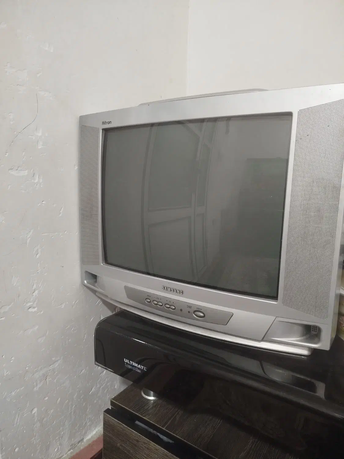 تلویزیون ۲۱ اینچ|تلویزیون و پروژکتور|زنجان, |دیوار