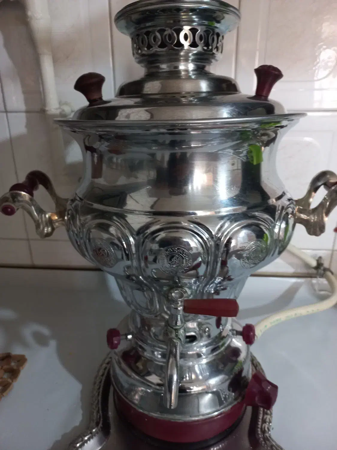 سماور گازی 6 لیتری در حد نو، اکبر برادران|سماور، چایساز، قهوهساز|دورود, |دیوار