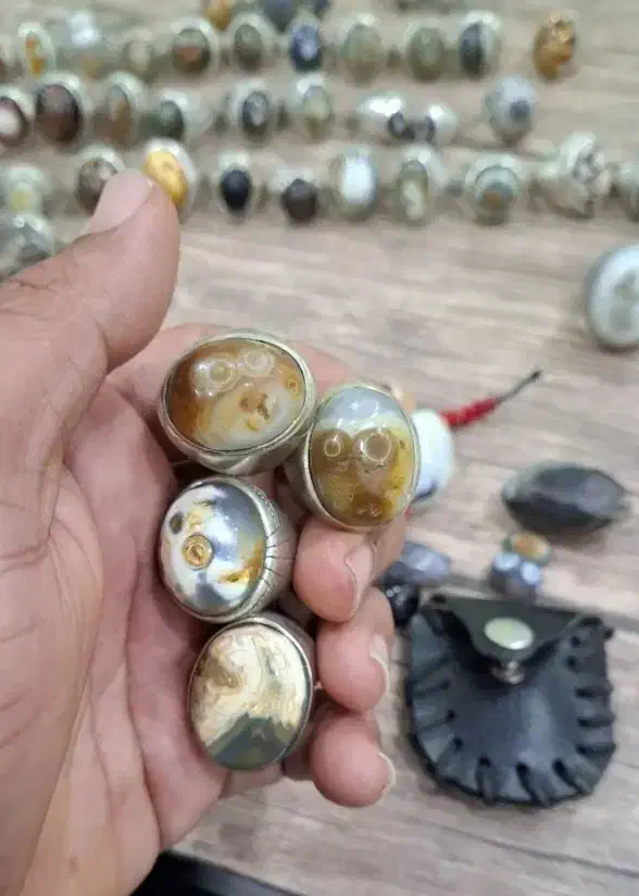 انگشتر حرکتی و مهره موکلدار|جواهرات|آبادان, |دیوار