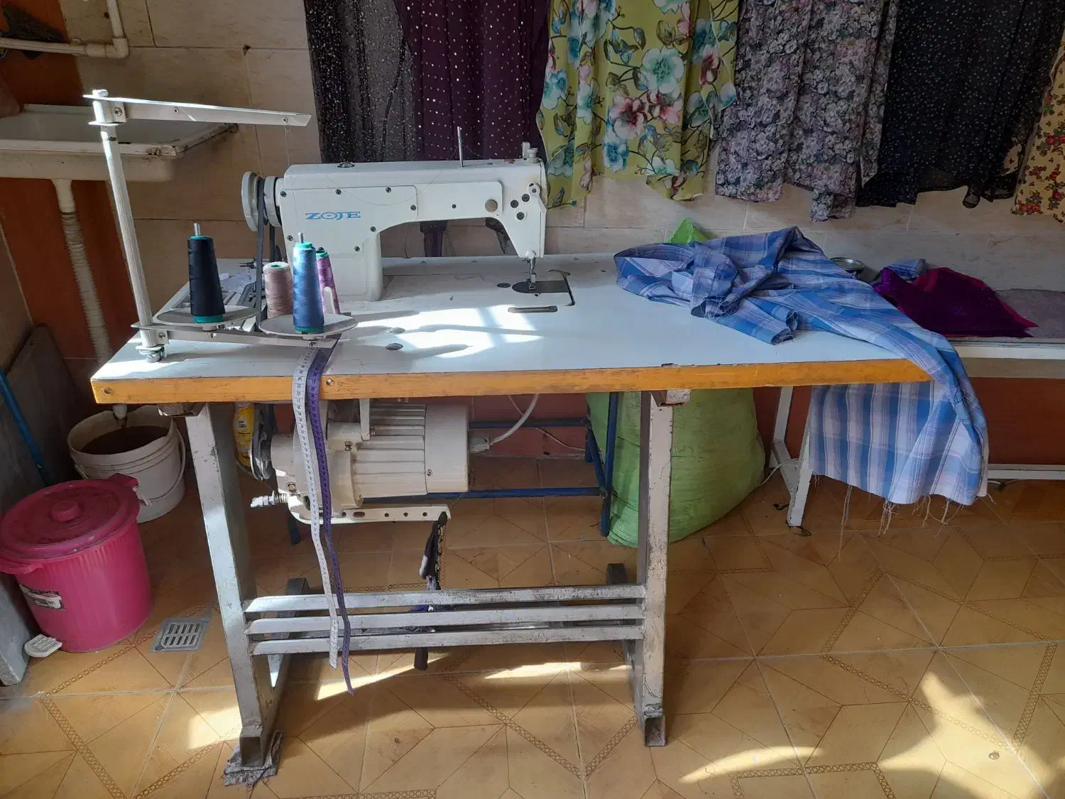 چرخ زوجی|چرخ خیاطی و ریسندگی|سنندج, |دیوار