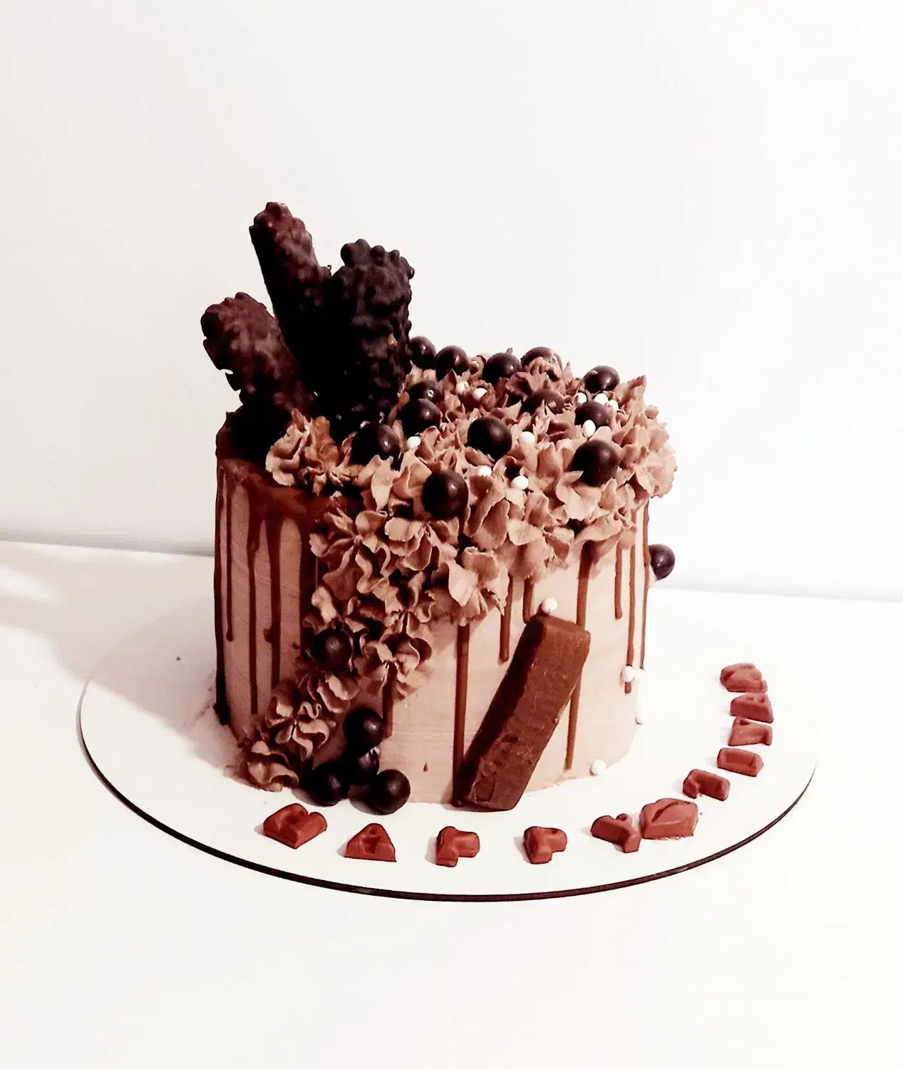 انواع کیکهای خانگی ودسته گلهای جاودانه|فعالیت داوطلبانه|بروجرد, |دیوار