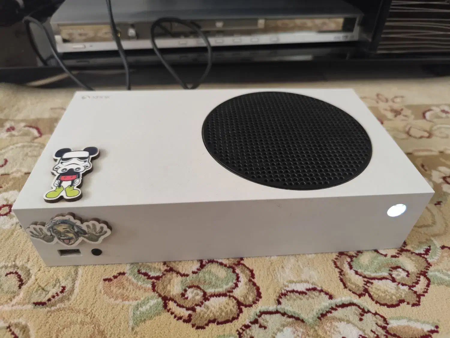 ایکس باکس سری اس|کنسول، بازی ویدئویی و آنلاین|پرند, فاز ۴|دیوار