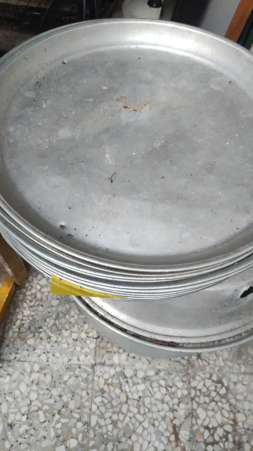 سینه روحی|ظروف سرو و پذیرایی|رشت, خمیران زاهدان|دیوار