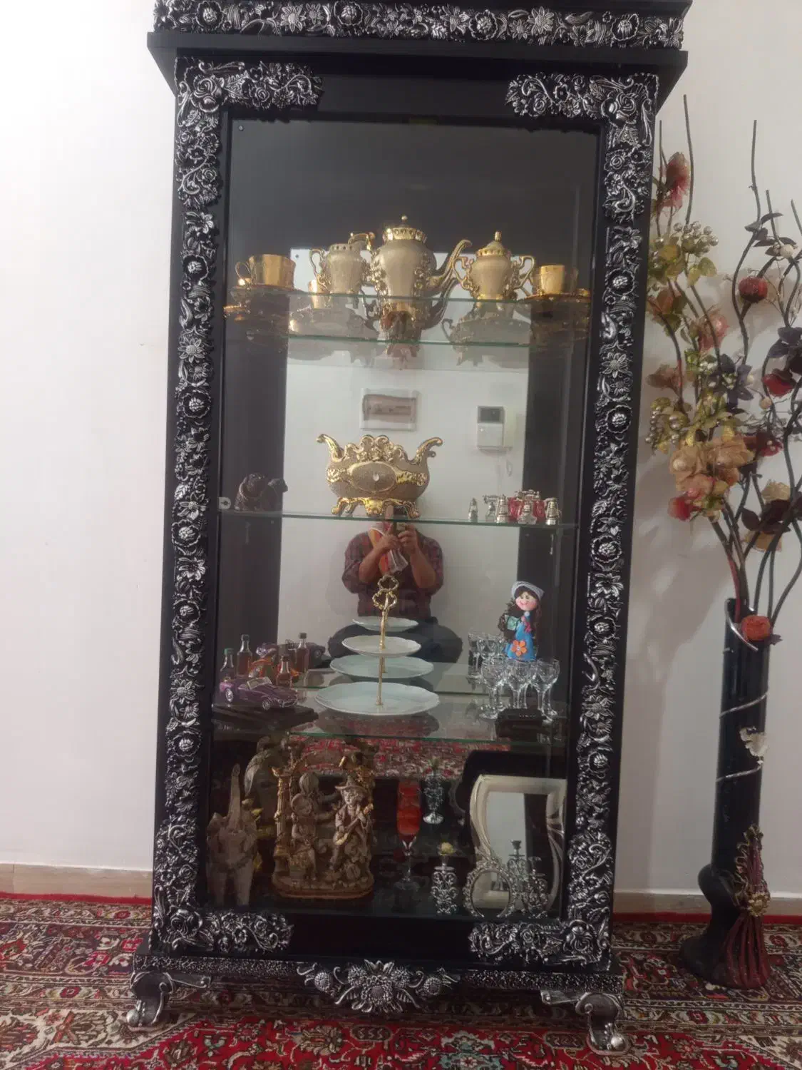 تخت خواب دو نفری و بوفه|تخت و سرویس خواب|سهند, |دیوار
