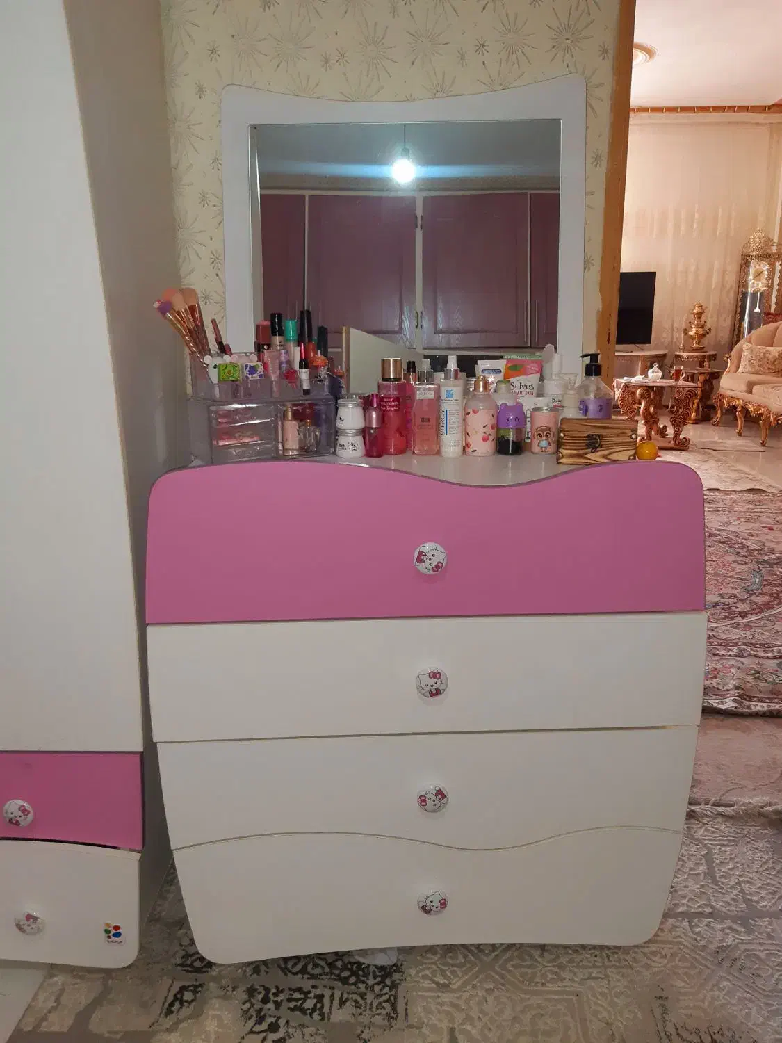 سرویس تختو کمد نوجوان|تخت و سرویس خواب|کرمانشاه, |دیوار