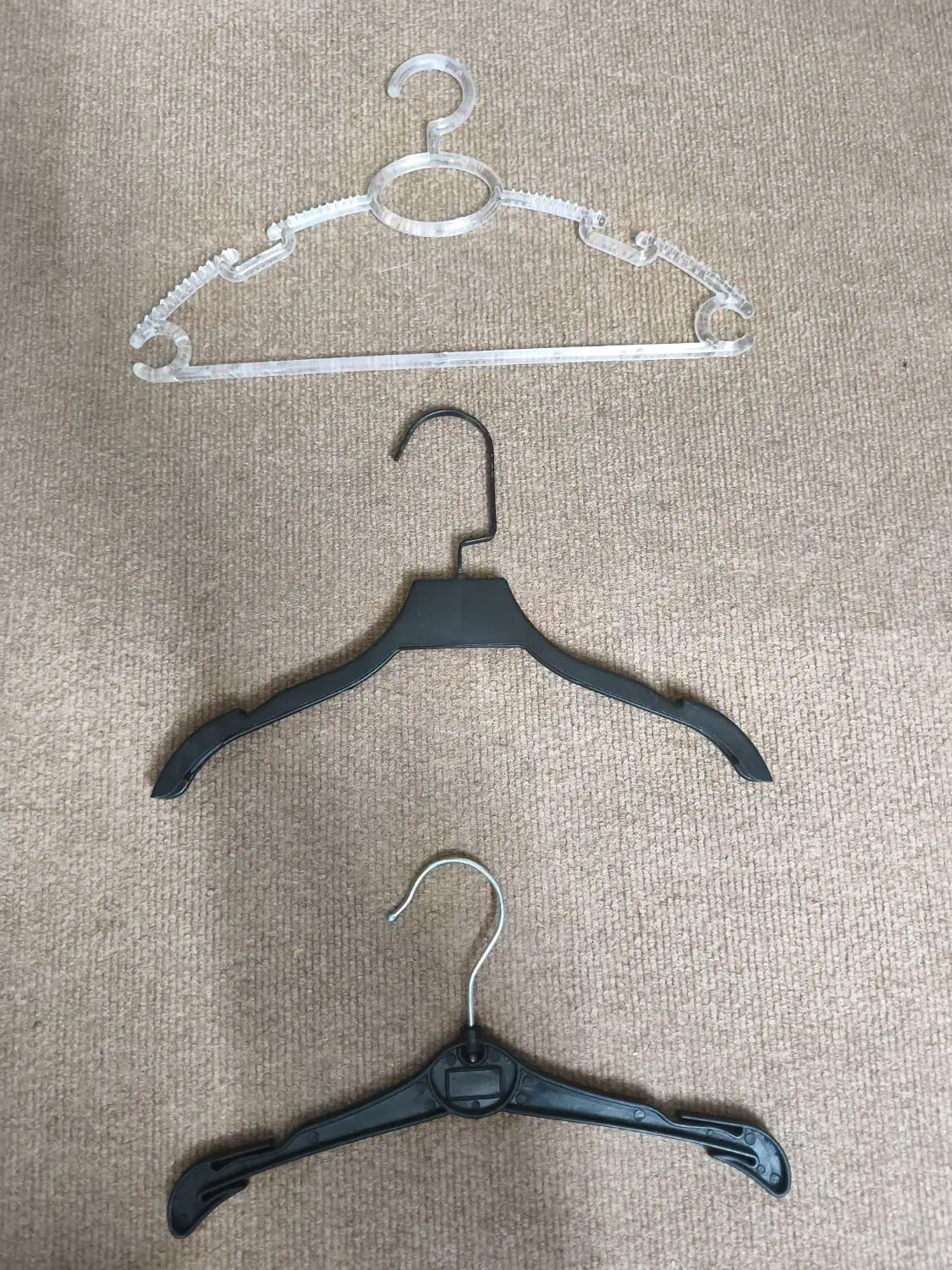 رگال آویز لباس|بندرخت و رخت‌آویز|گنبد کاووس, |دیوار