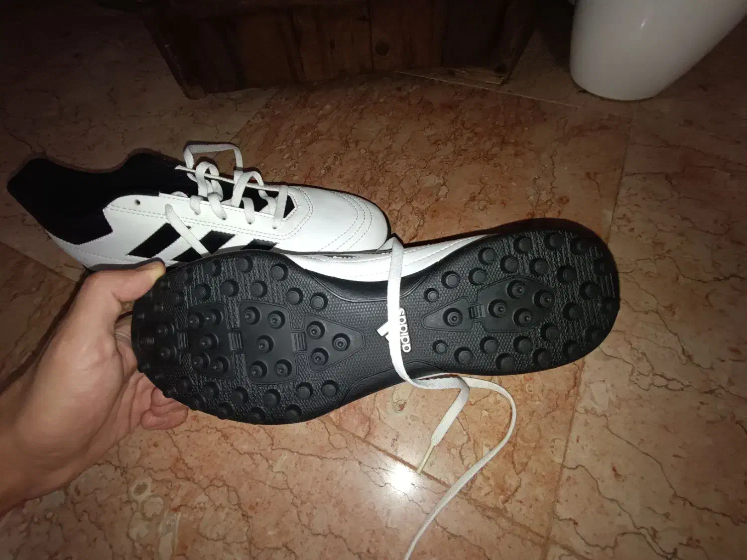 کتانی ورزشی آدیداس|تجهیزات ورزشی|سلمانشهر, |دیوار