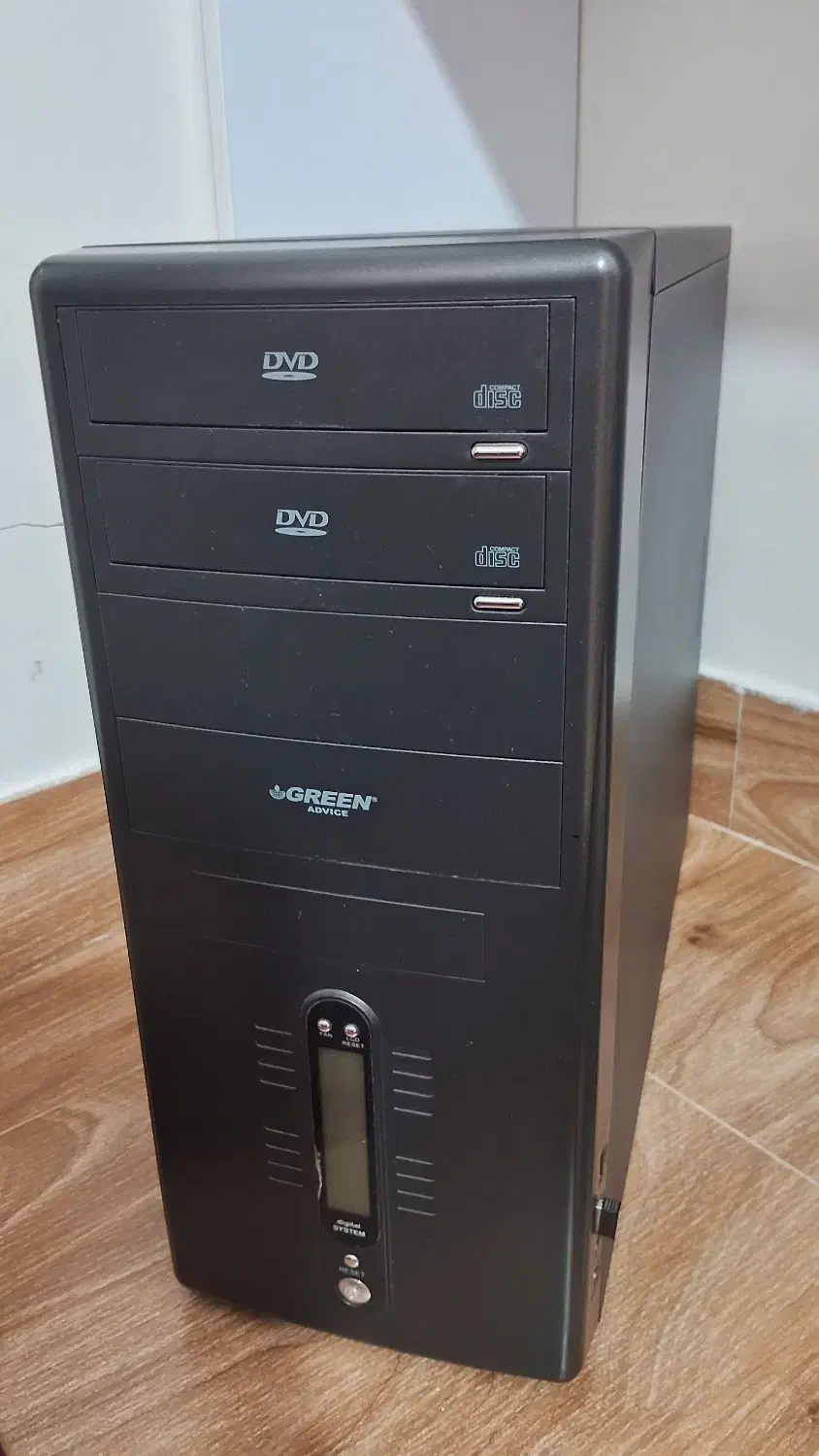 کامپیوتر|رایانه رومیزی|سنندج, |دیوار