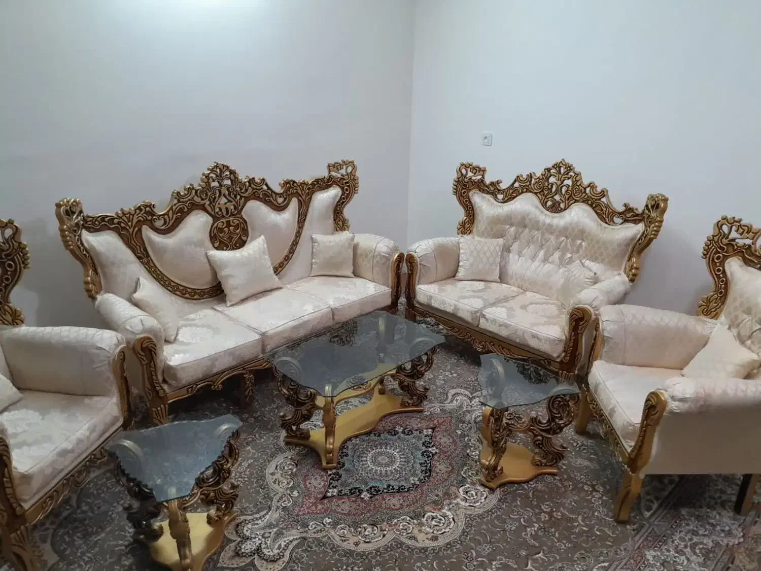 مبل سلطنتی ۷ نفره|مبلمان خانگی و میز عسلی|شاهرود, |دیوار