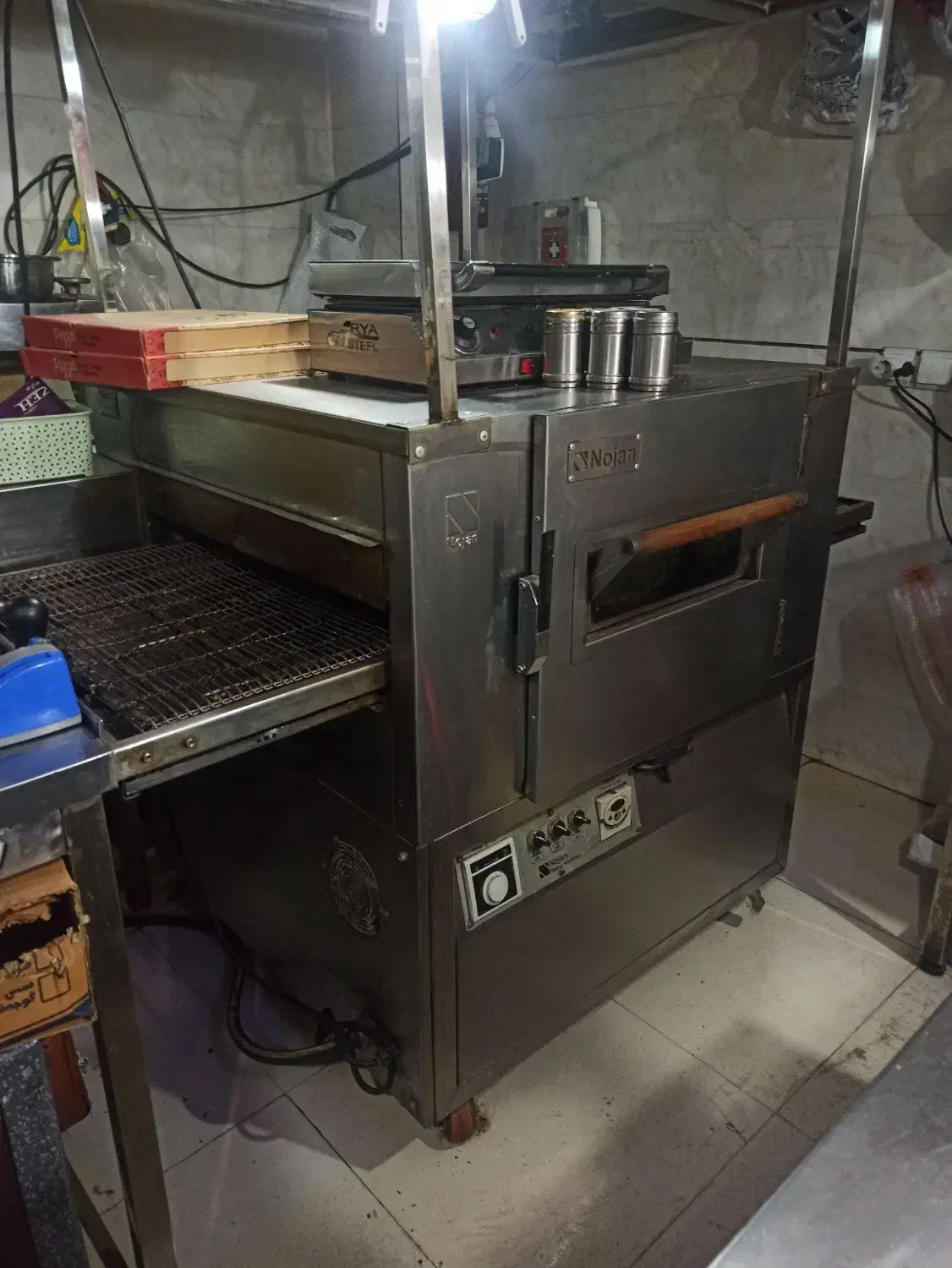 فرپیتزاریلی تنوردهنه۷۰موتورپایین نوژن نوژان|کافیشاپ و رستوران|اصفهان, نقش جهان|دیوار