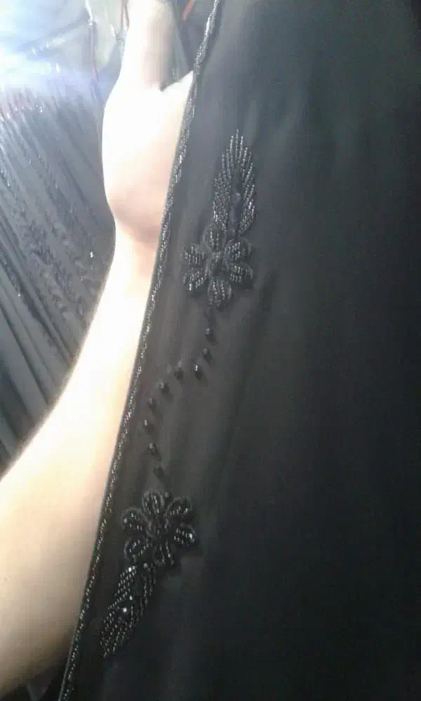 تطریز عبا|لباس|کارون, |دیوار