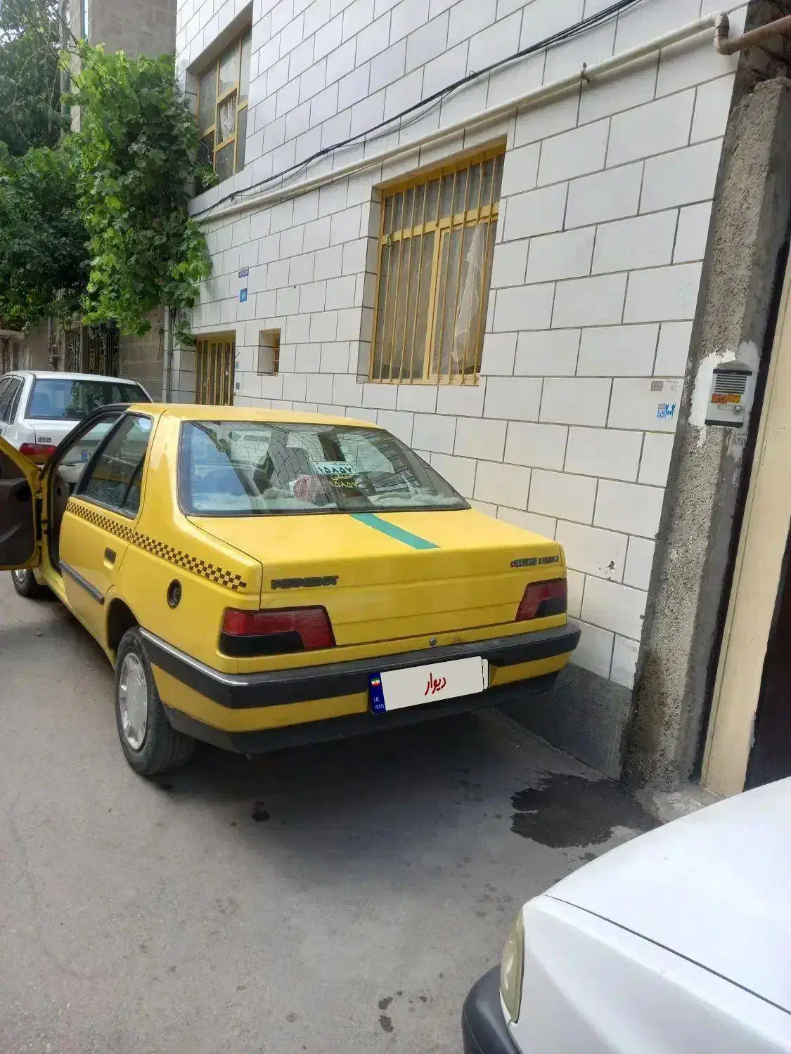 تاکسی اخر۹۶خط میدان جاده مزدقینه بعثت|خودرو سواری و وانت|همدان, |دیوار