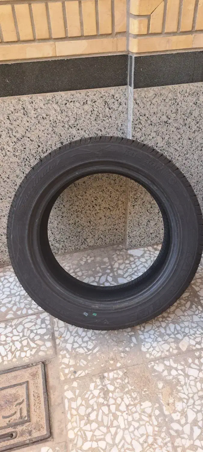لاستیک .تایر کویر سایز ۲۱۵ ۵۵ ۱۸|قطعات یدکی و لوازم جانبی|قم, باغ کرباسی|دیوار