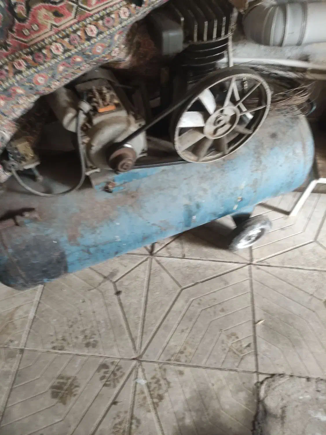 پمپه بادی|ابزارآلات|مهاباد (آذربایجان غربی), |دیوار