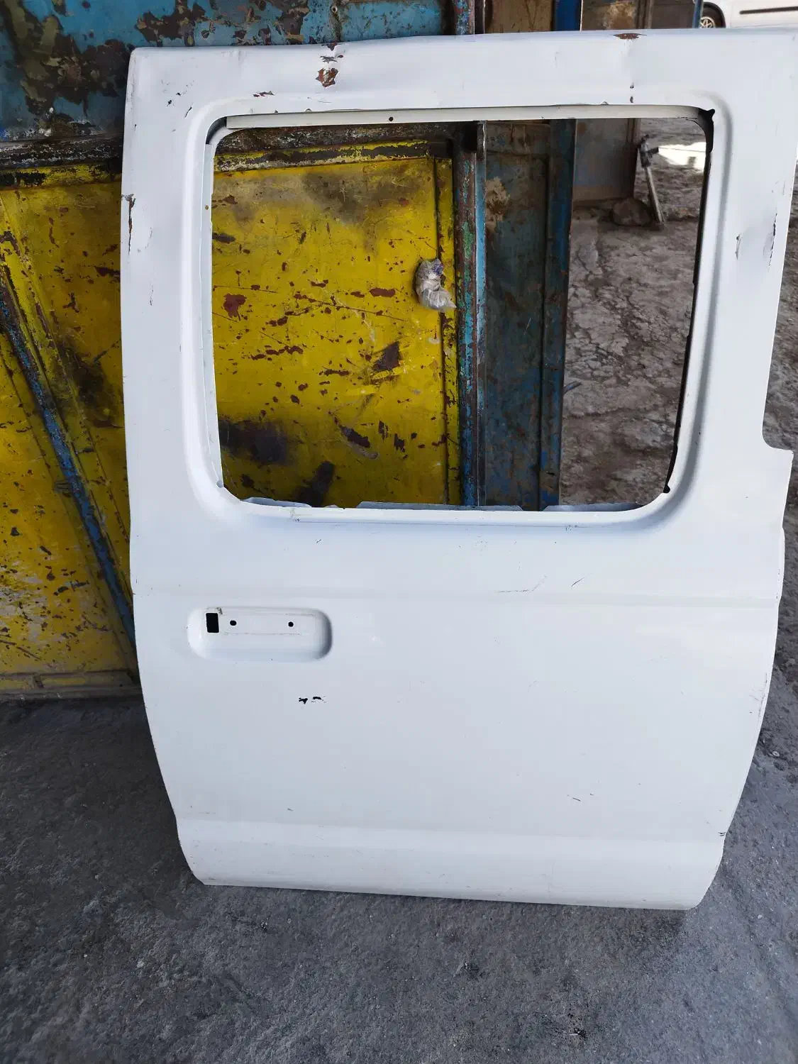 درب جلو چپ   سورن پلاس و دنناا پلاس|قطعات یدکی و لوازم جانبی|ایلام, |دیوار