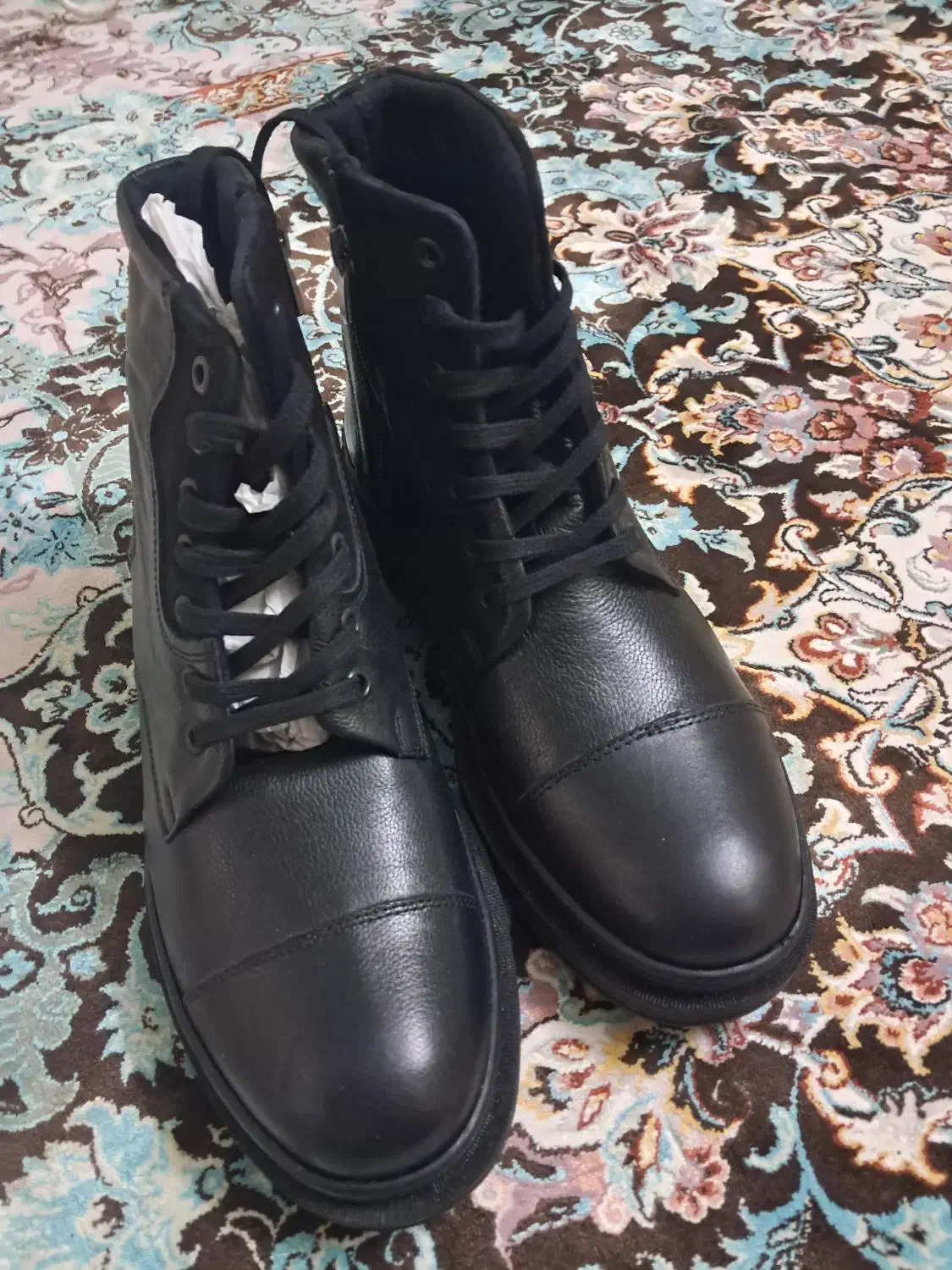 نیم بوت چرم ترک|کیف، کفش، کمربند|ری, سرتخت|دیوار