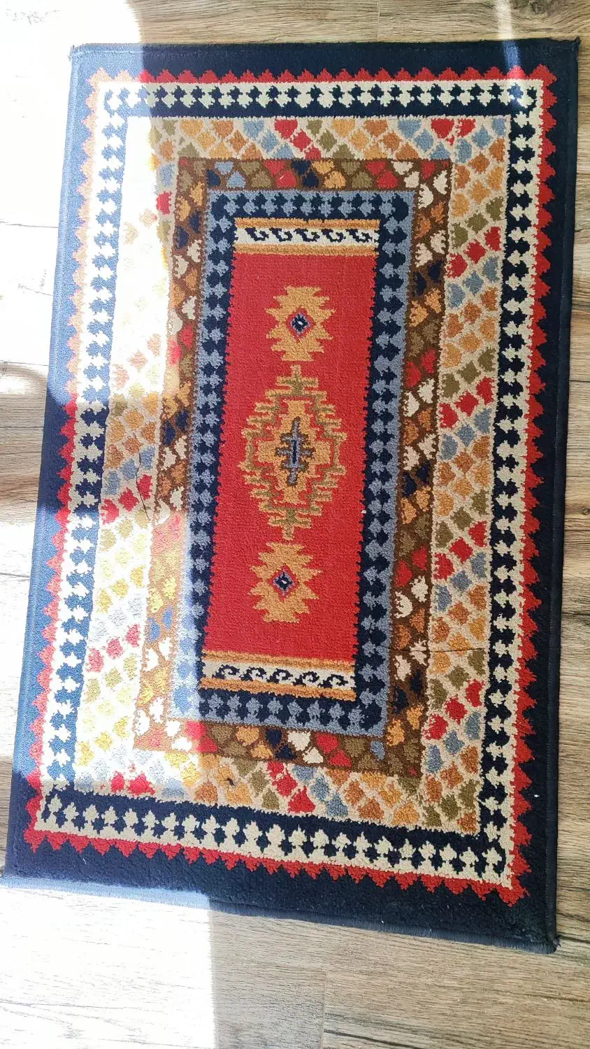 فرش آشپزخانه ۴ متری و ۱/۵ متری و دم دری|فرش|بیرجند, |دیوار