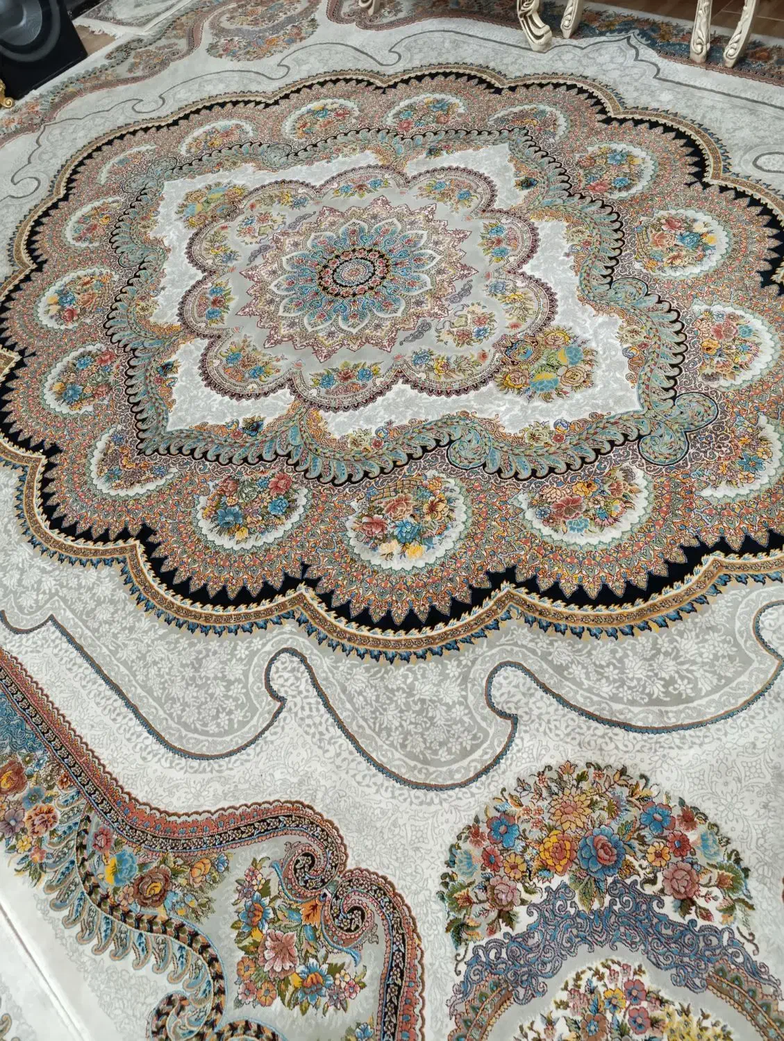 دو عدد فرش ۱۲متری ۱۲۰۰شانه|فرش|سراب, |دیوار