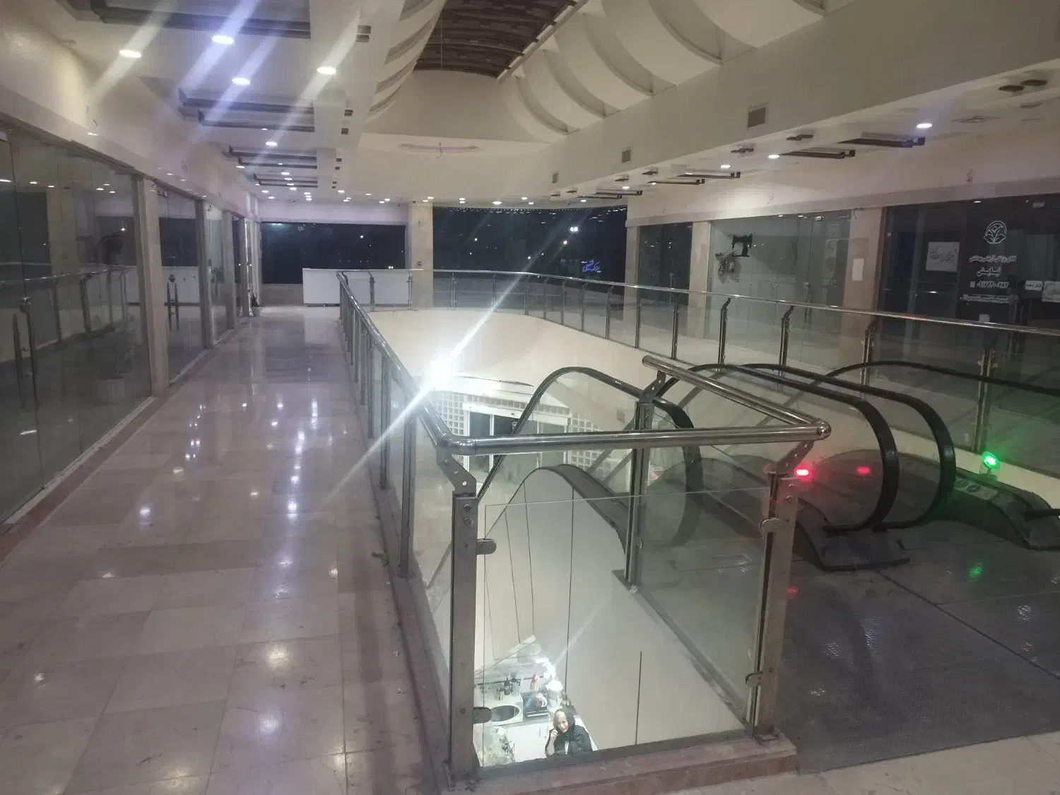 فروش واحد تجاری ۲۷ متری مجتمع خلیج فارس نیایش|فروش دفتر کار، اتاق اداری، مطب|بوشهر, |دیوار