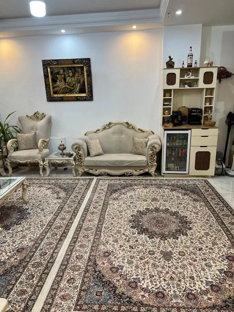 دو عدد فرش شیش متری|فرش|همدان, |دیوار