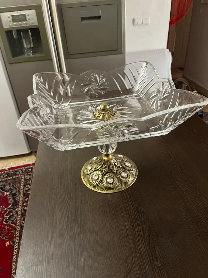 میوه خوری بزرگ پایه برنزی|ظروف سرو و پذیرایی|پرند, فاز ۵|دیوار