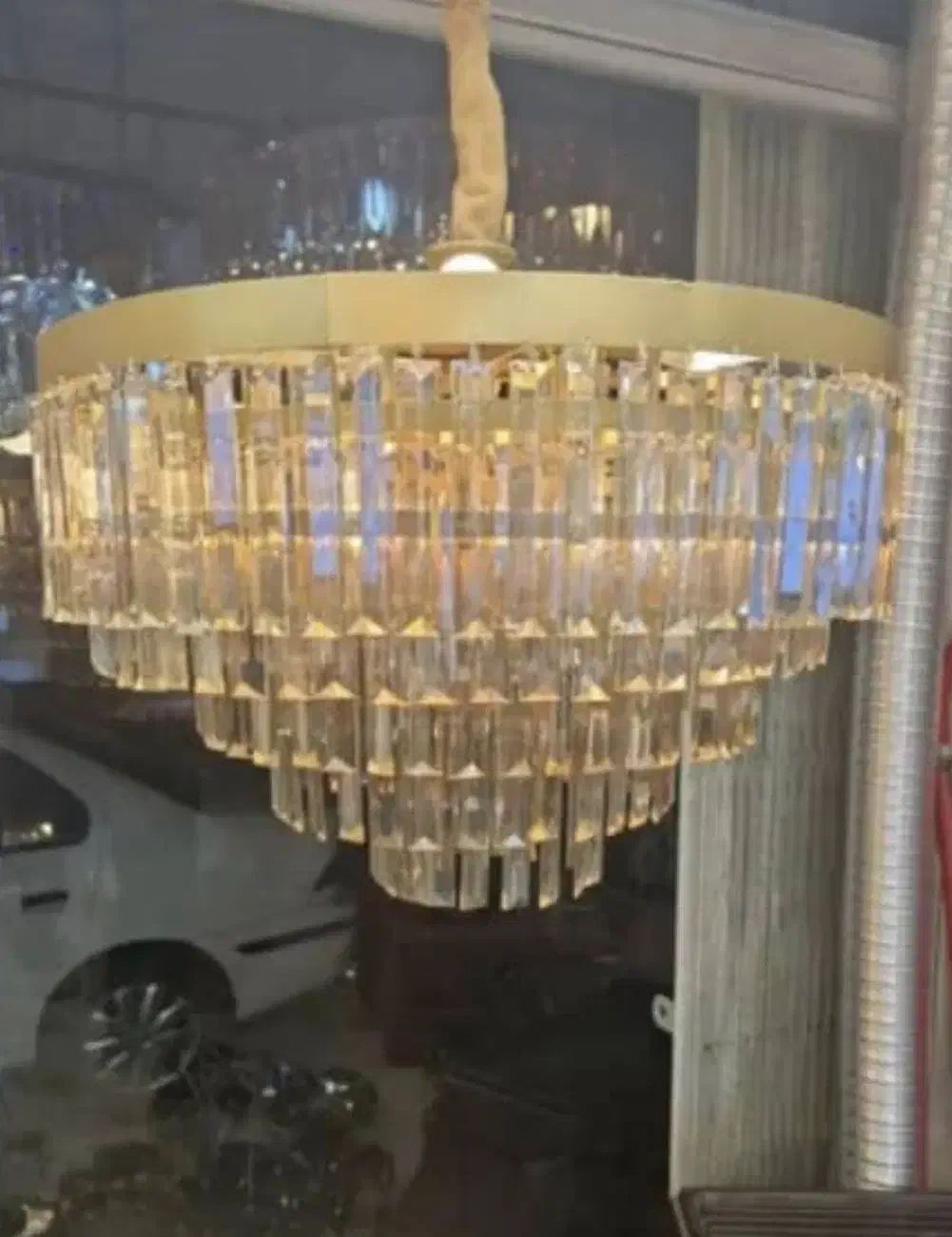 لوستر|لوستر و چراغ آویز|تهران, نیروی هوایی (پیروزی)|دیوار