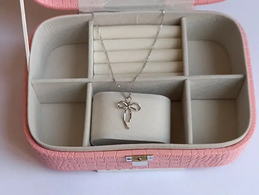 گوی وگردنبند|ریسه و چراغ تزئینی|ملایر, |دیوار