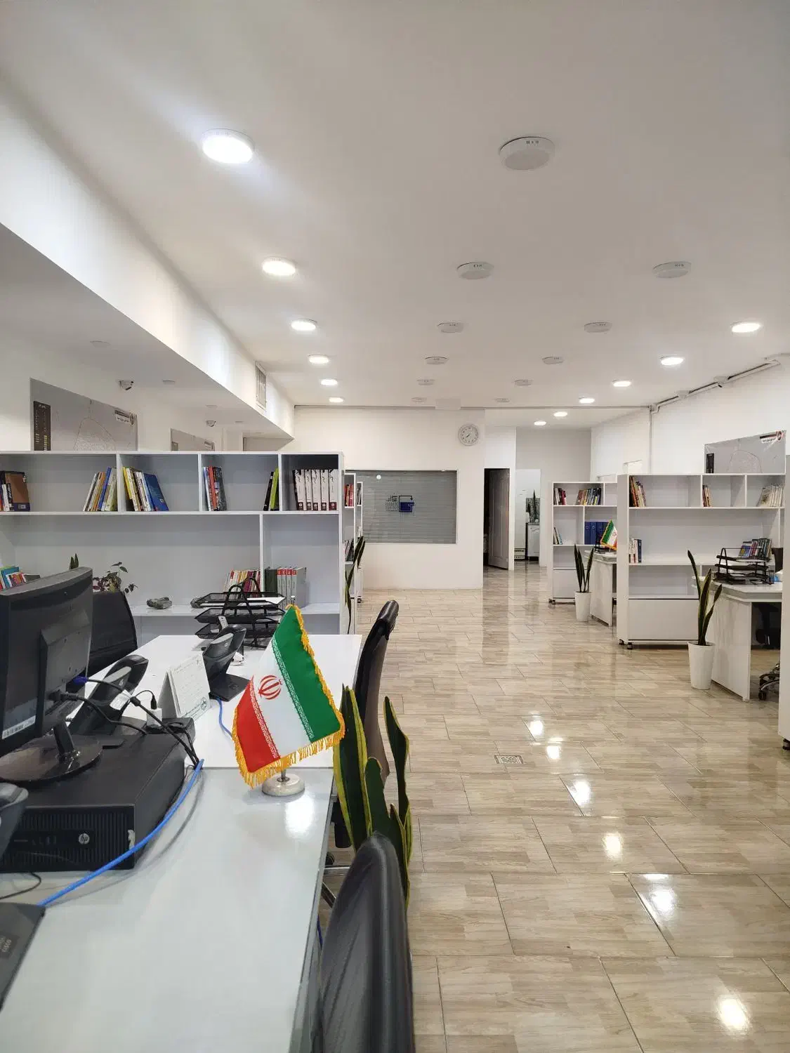 استخدام - مشاور املاک|استخدام بازاریابی و فروش|سبزوار, ولیعصر (نجار آباد)|دیوار