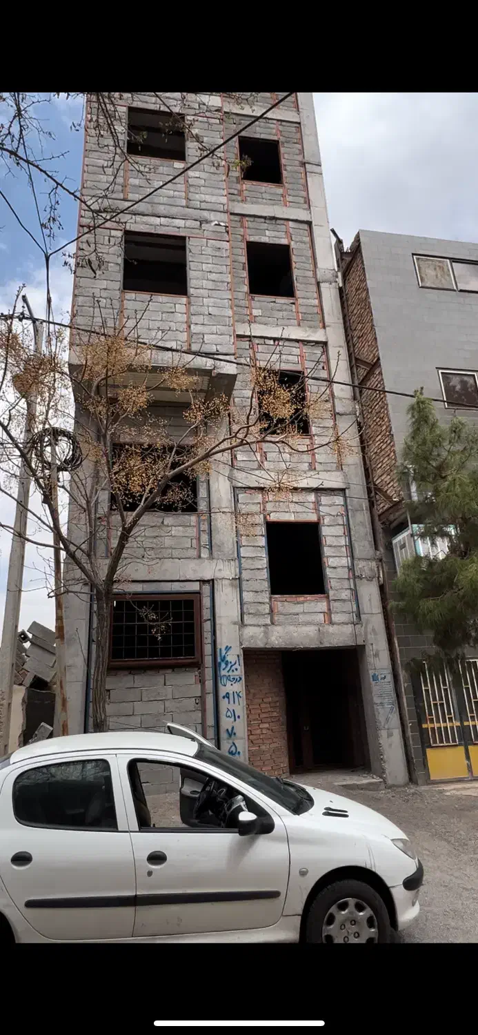 پنج طبقه نیم ساز شهرک ایرانمنش،قیمت توافقی|فروش آپارتمان|کرمان, |دیوار