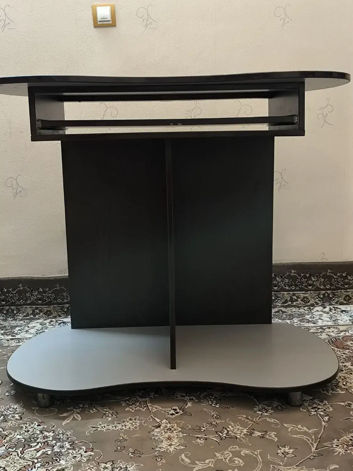 میز تحریر .میز کامپیوتر|میز تحریر و کامپیوتر|سبزوار, امیر کبیر|دیوار