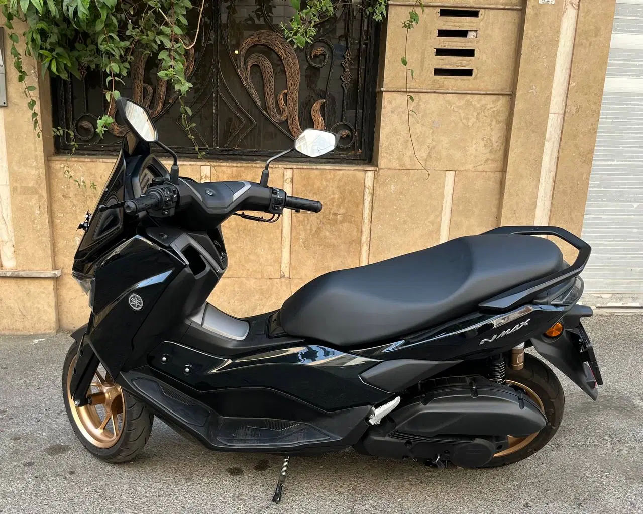 nmax 1404|موتورسیکلت|تهران, حشمتیه|دیوار