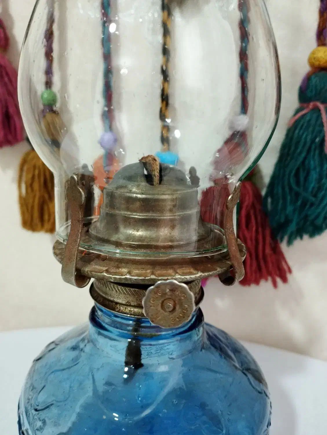 چراغ گرسوزنفتی. نفت هم موجوده|کلکسیون اشیاء عتیقه|اندیشه, اندیشه فاز ۲|دیوار