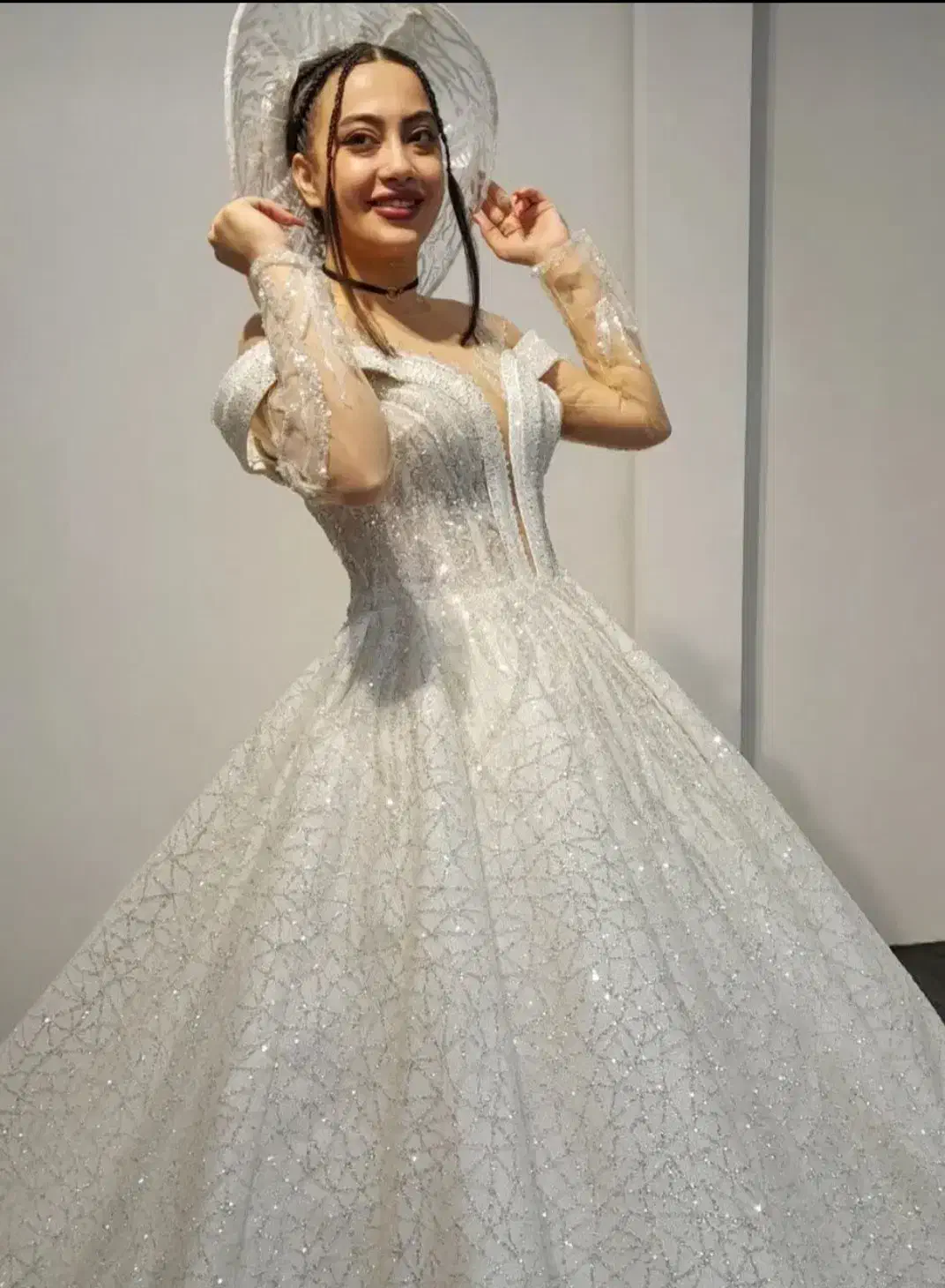 لباس عروس|لباس|جغتای, |دیوار