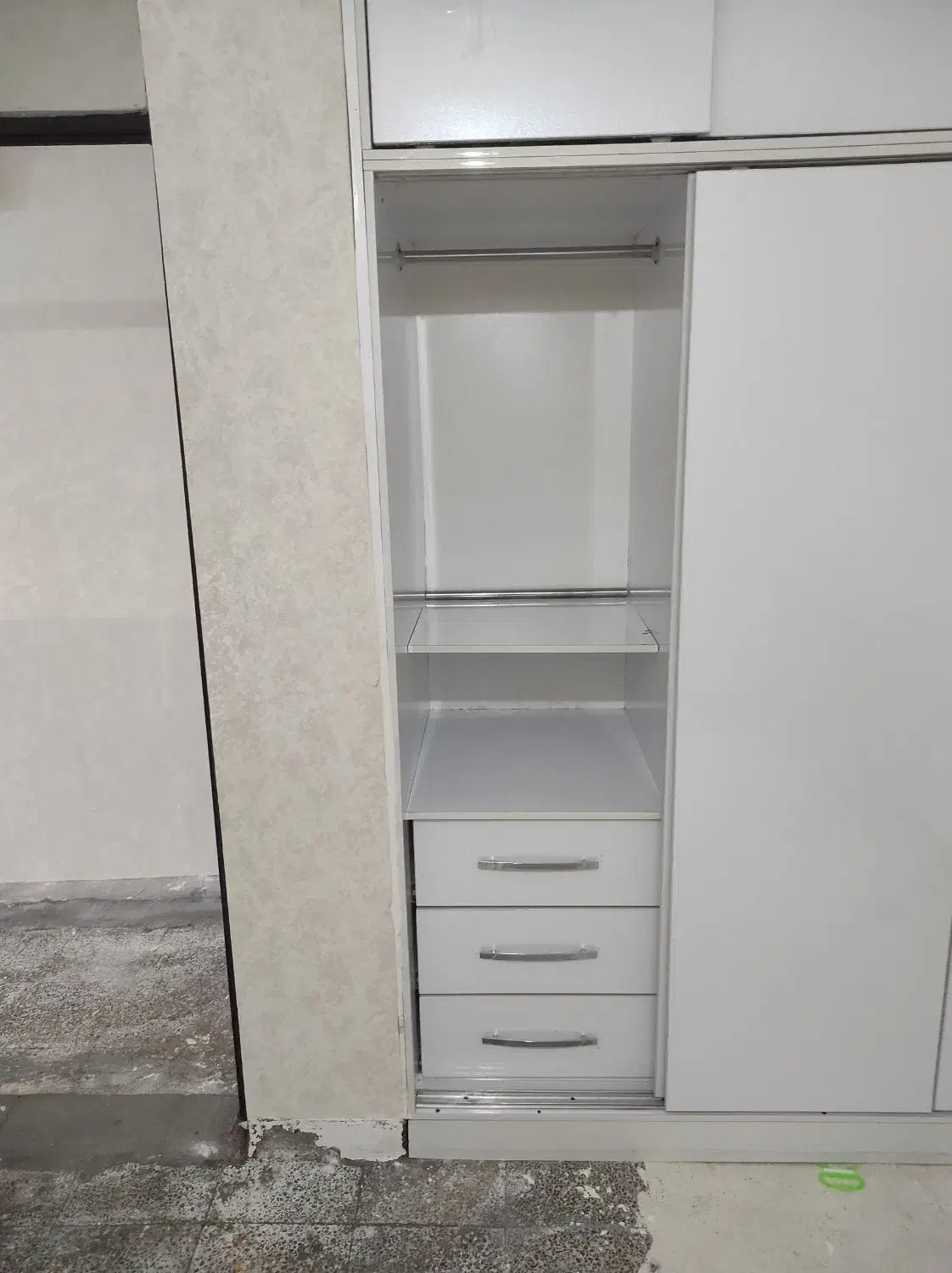 کمد دیواری ام دی اف سالم در حد نو|جاکفشی، کمد، دراور|بندر ماهشهر, |دیوار