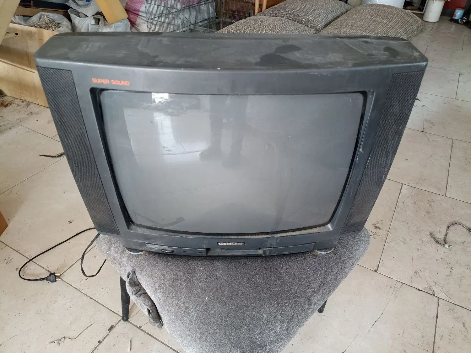 بیست و یک قدیمی|تلویزیون و پروژکتور|پردیس, شهرک صنعتی خرمدشت فاز ۷|دیوار