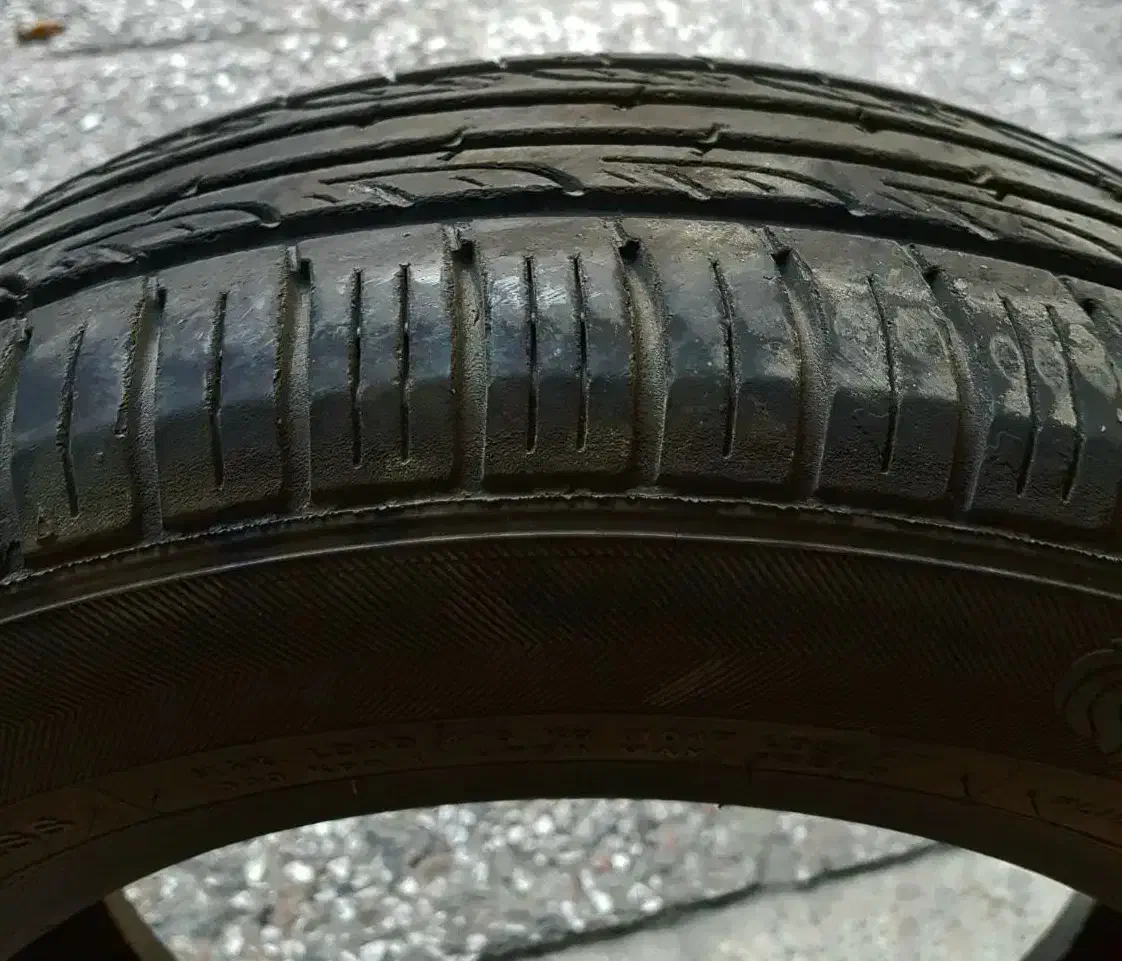 لاستیک دست دوم ساینا و کوییک|قطعات یدکی و لوازم جانبی|تهران, منیریه|دیوار