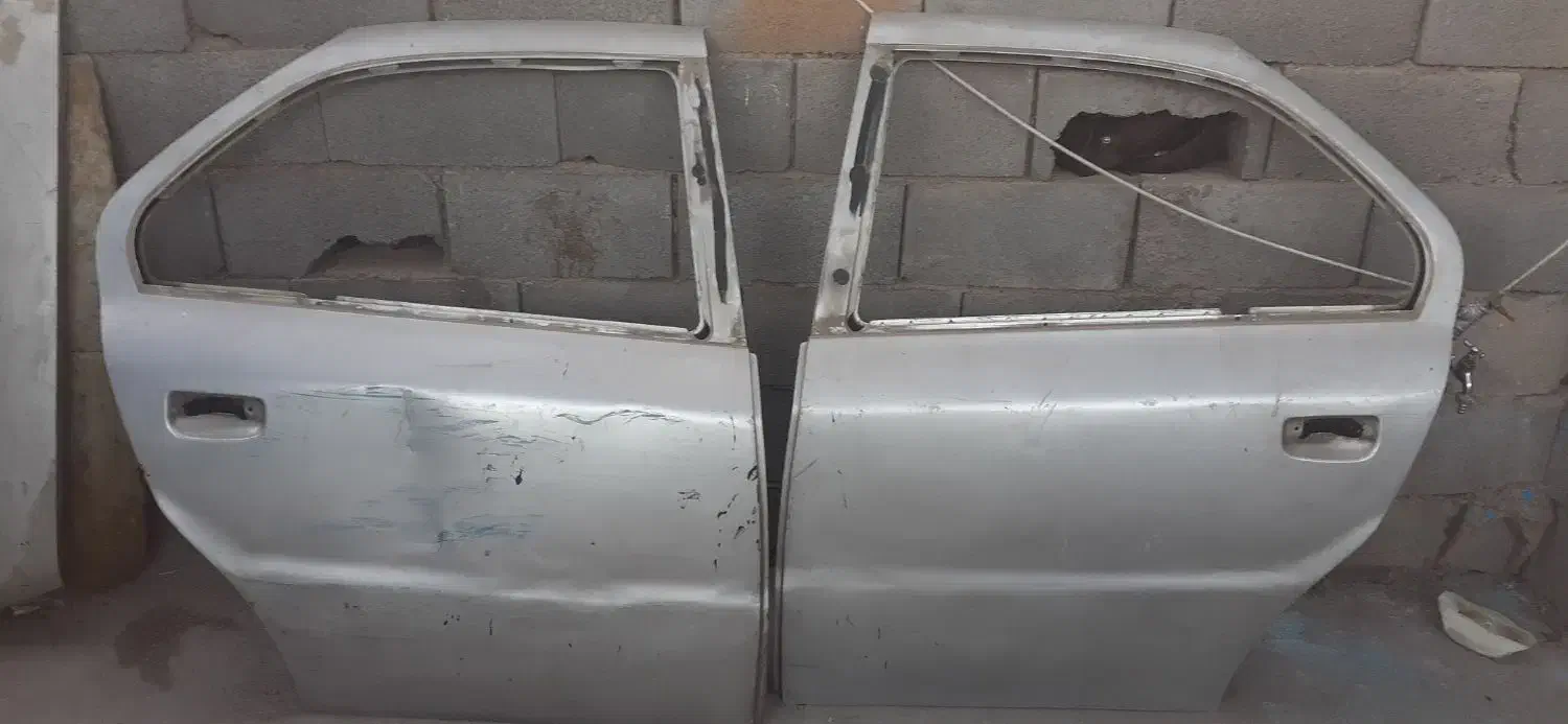 در و گلگیر و کاپوت سمند|قطعات یدکی و لوازم جانبی|اصفهان, کوی میلاد|دیوار