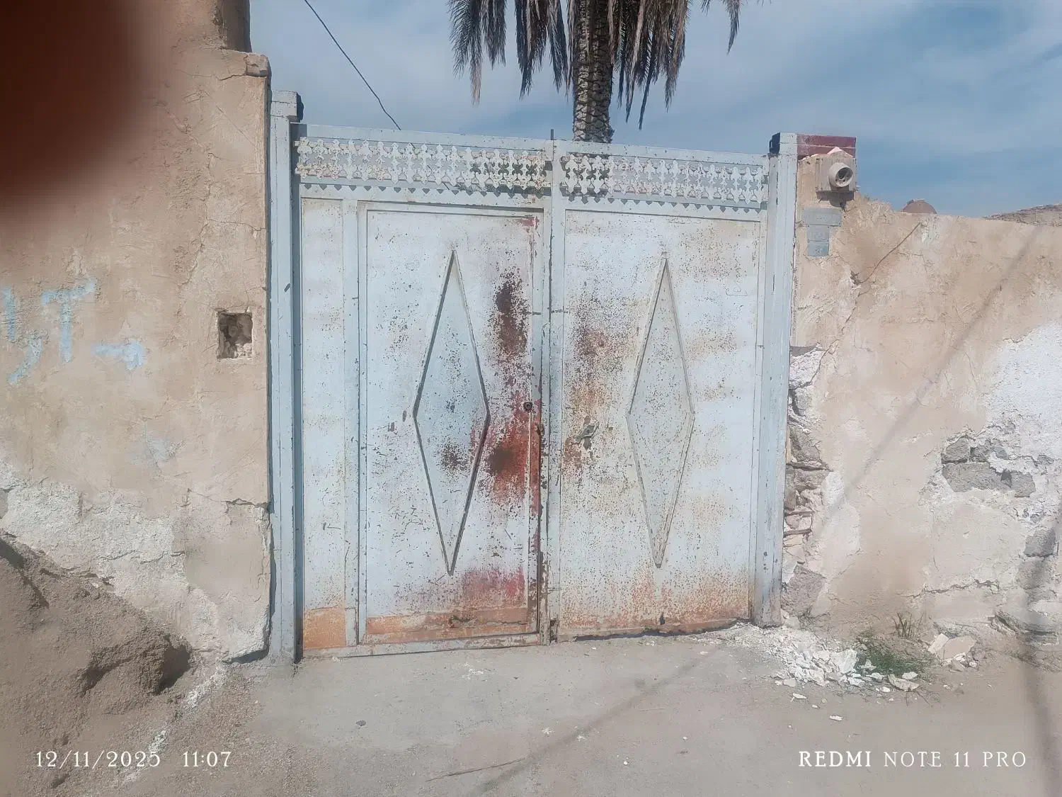 درب حیاط|مصالح و تجهیزات ساختمان|خمیر, |دیوار