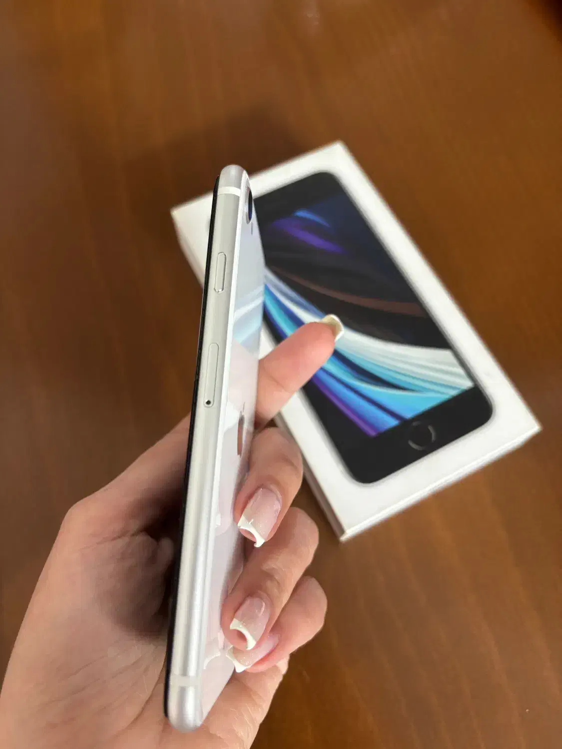 آیفون SE 2020|موبایل|کرج, چهارصد دستگاه|دیوار