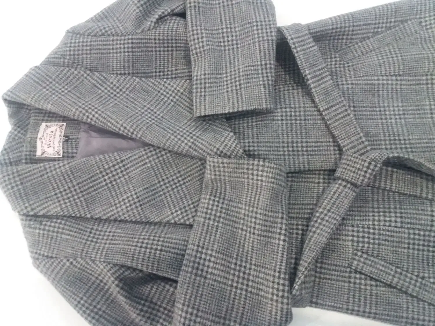 پالتوشیک وتنخور خوب|لباس|ابهر, |دیوار