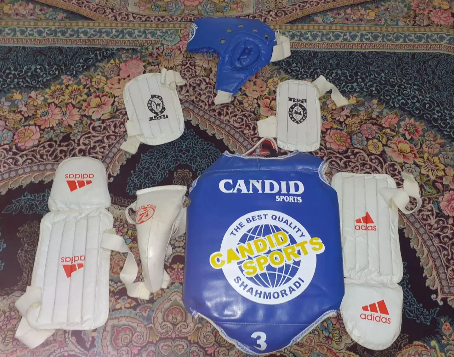 لباس تکواندو سایز ۳|تجهیزات ورزشی|قم, میدان نو|دیوار