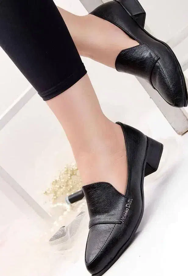 کفش شروع قیمت بین ۳۸۰ تا ۵۷۰|کیف، کفش، کمربند|کوهدشت, |دیوار