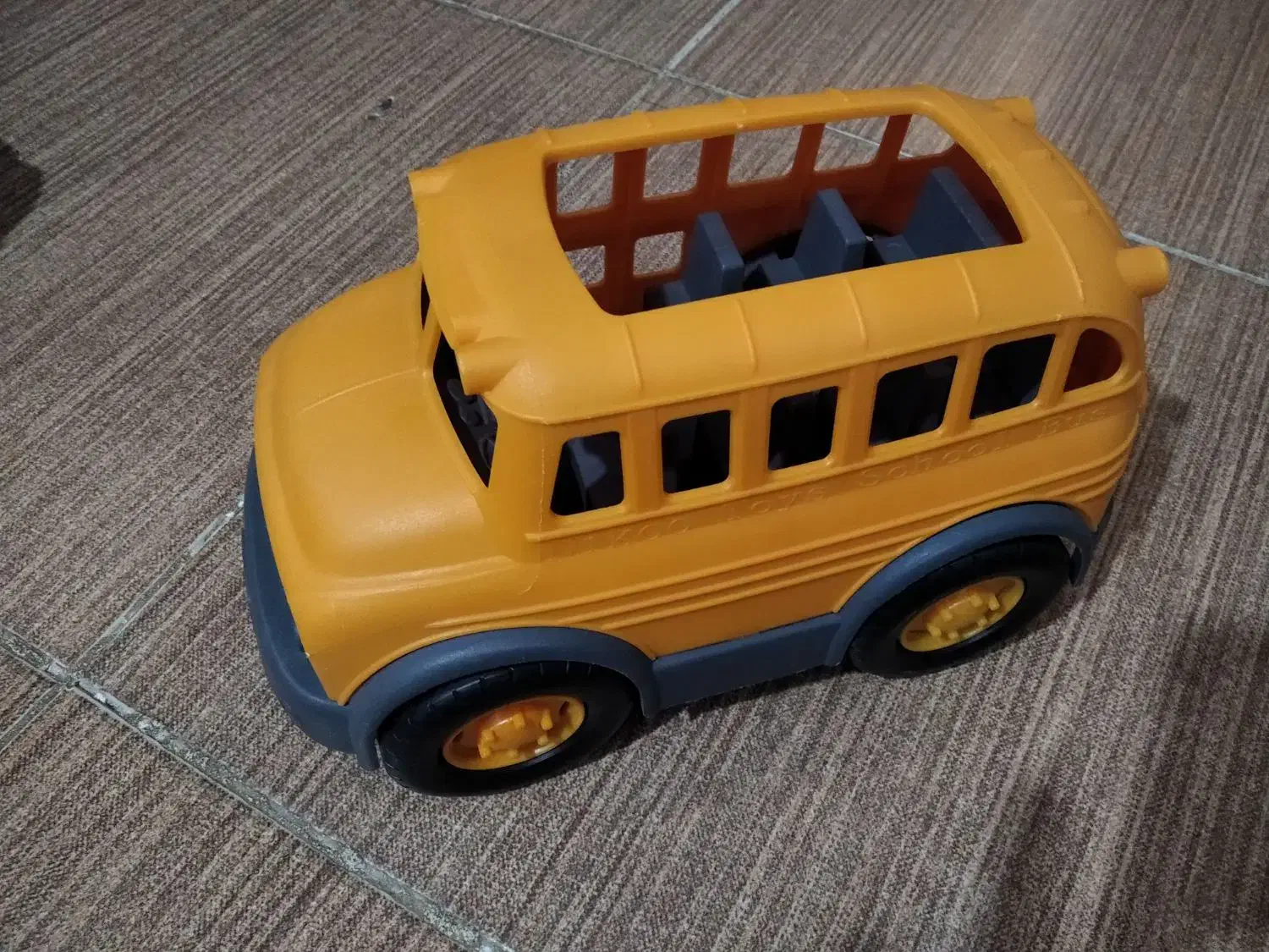 اسباب بازی|اسباب‌بازی بچه|مسجد سلیمان, |دیوار