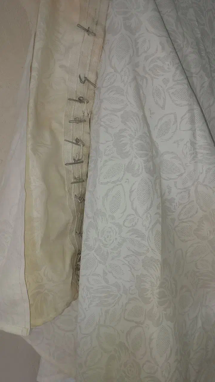 پرده|پرده، رانر، رومیزی|اهر, |دیوار