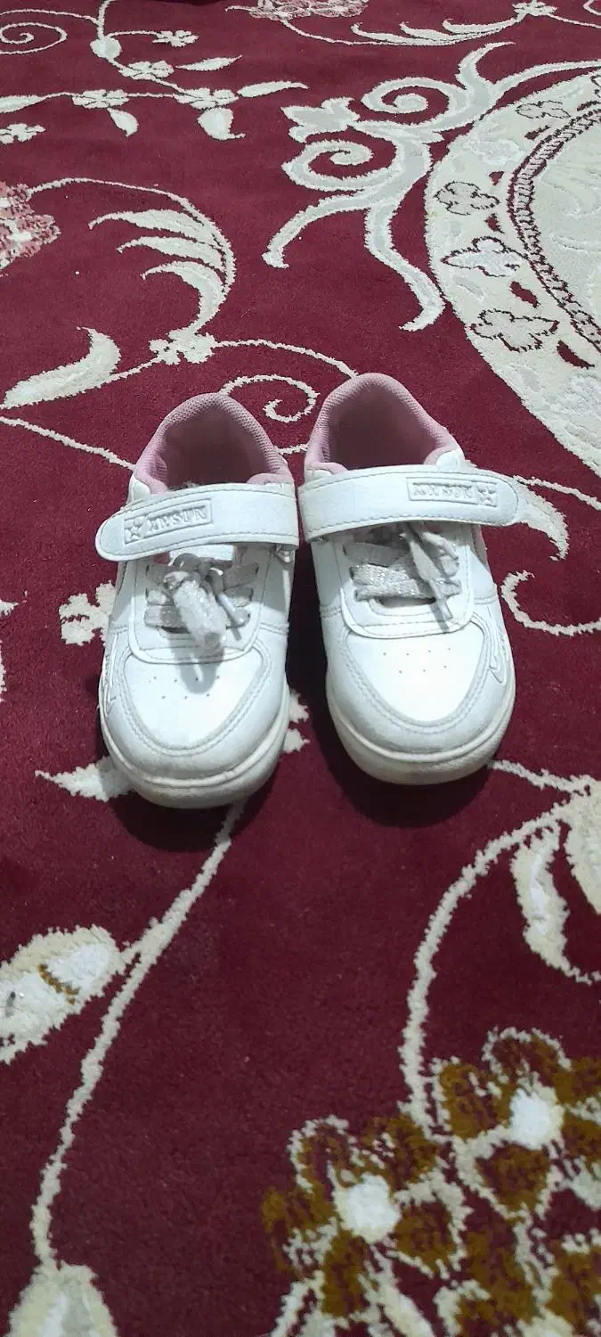 کفش دخترانه سالم وتمیزسایز۲۵|کفش و لباس بچه|نوبران, |دیوار