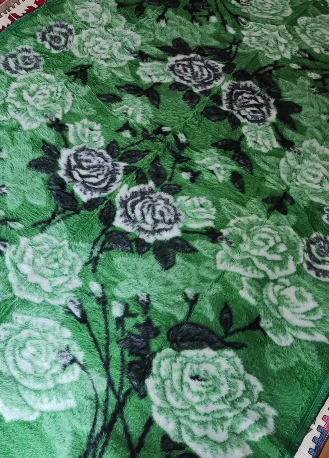 پتو تابان یزد|رختخواب، بالش، پتو|شیراز, گلشن|دیوار