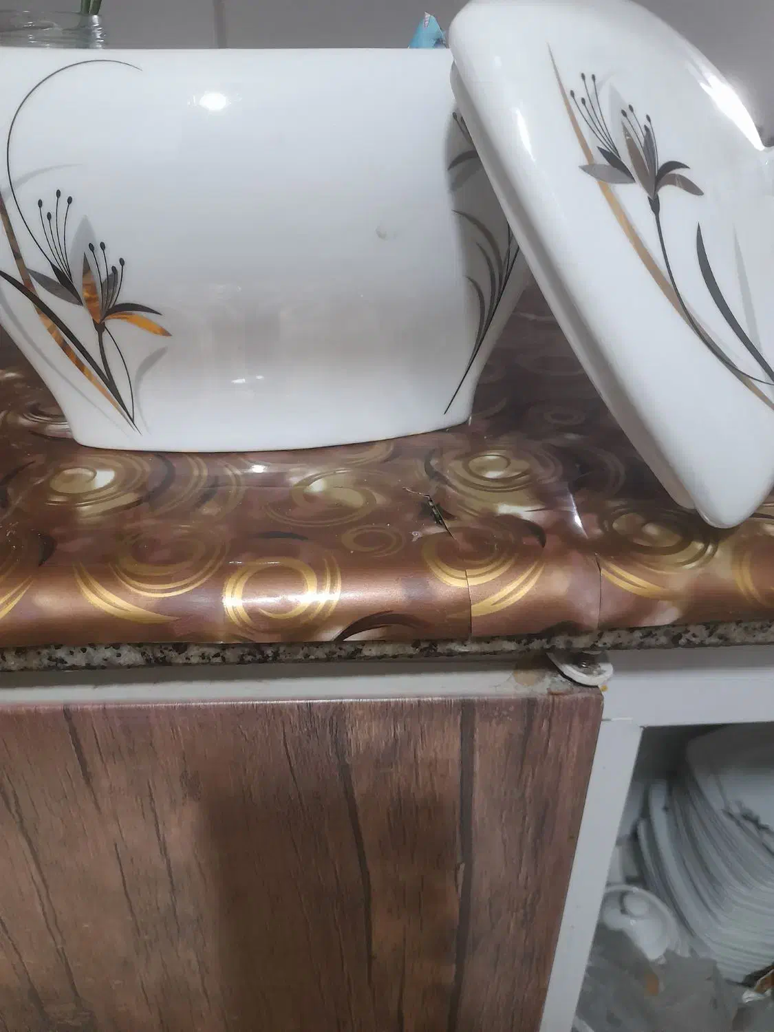 چینی توس|ظروف سرو و پذیرایی|فولادشهر, مسکن مهر فولادشهر|دیوار