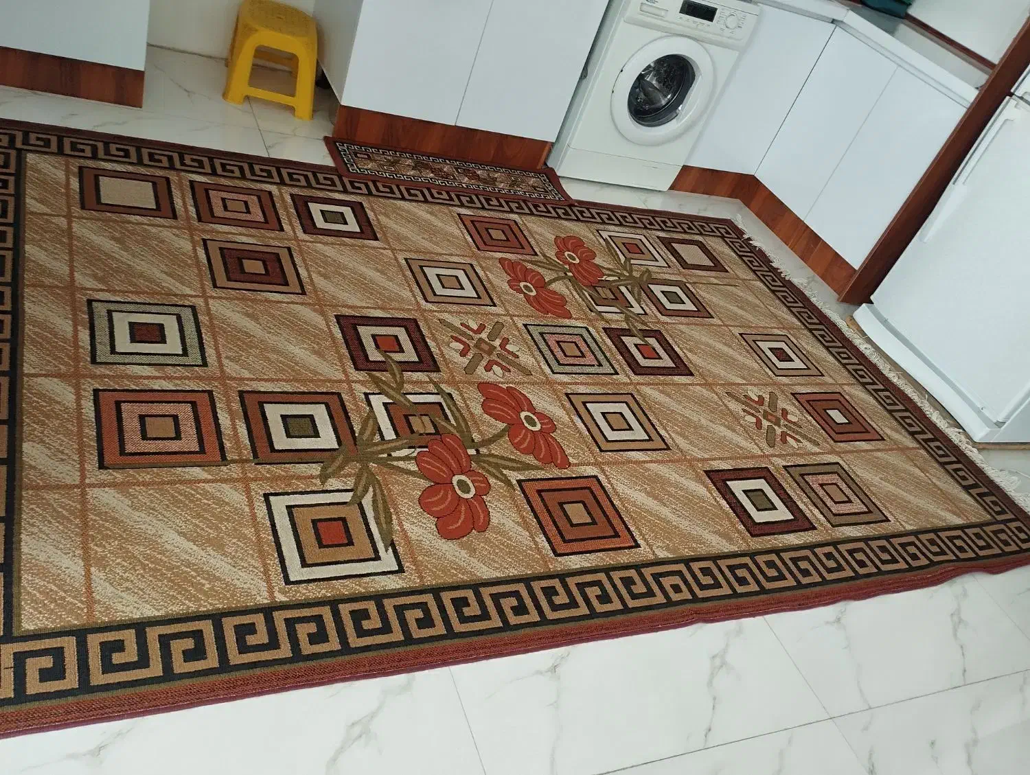 گلیم فرش شش متری|فرش|قدس, شهر‌قدس|دیوار